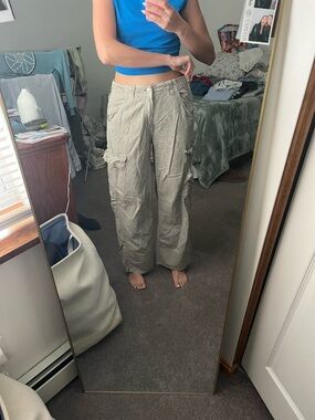 Zara Beige Wide-Leg Cargo Pants